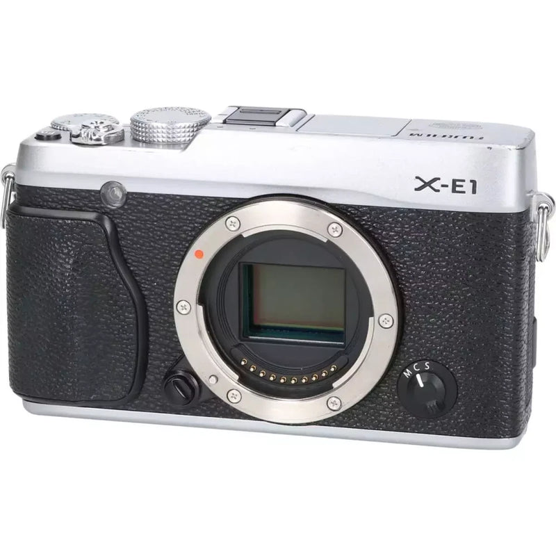 Fujifilm Fuji X Series X-E1 16.3MP Mirrorless Digital Camera Sliver (Body Only)