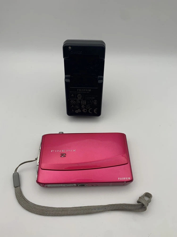 Fujifilm FinePix Z Series Z900EXR Pink 16.0MP Digital Camera Large Touch Screen