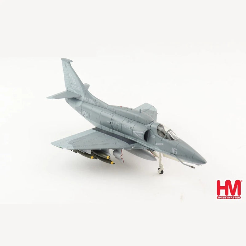 Douglas A-4F Skyhawk USMC VMA-142 Flying Gators, MB16,by Hobby Master HA1435
