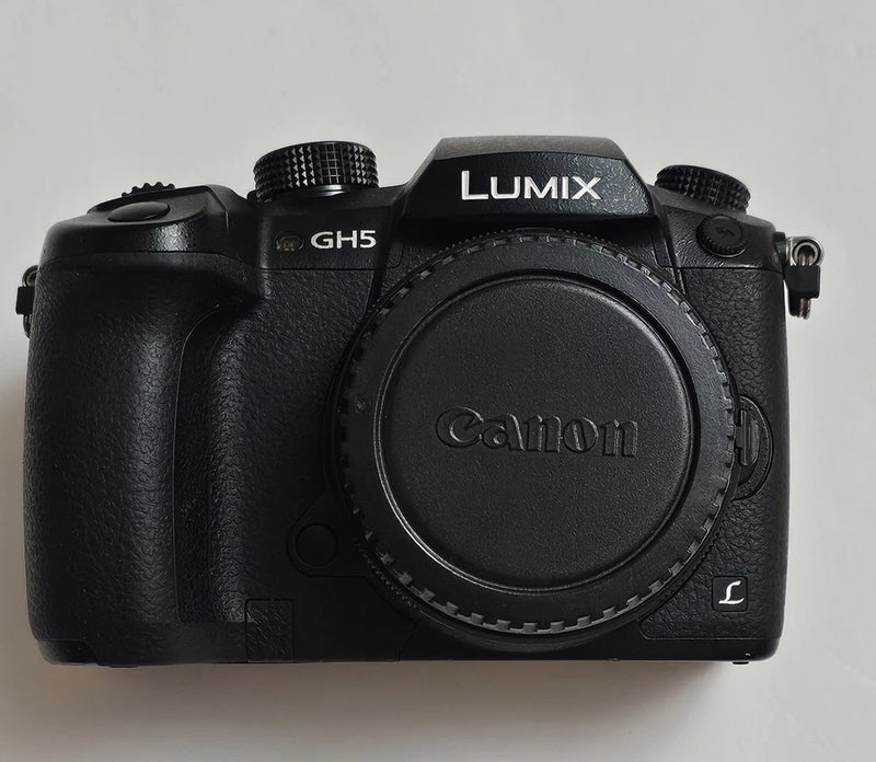 LUMIX GH5+Metabones+2 Lenses