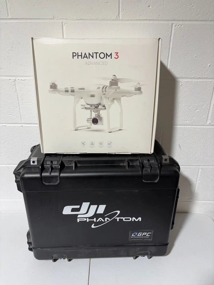 DJI Phantom 3 Advanced FPV Drone White Never Flown w/Hard Case Accessories READ
