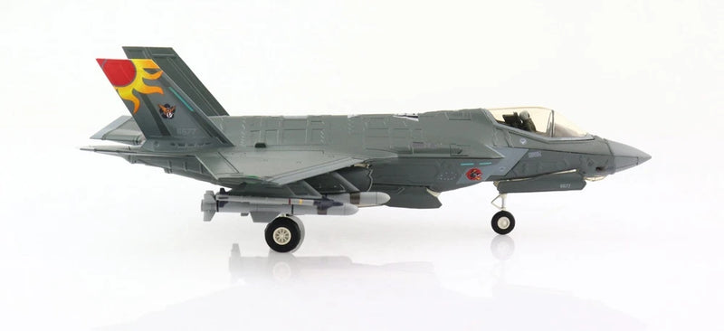 1:72 scale F-35A Lightning II model jet with landing gear down, gray
