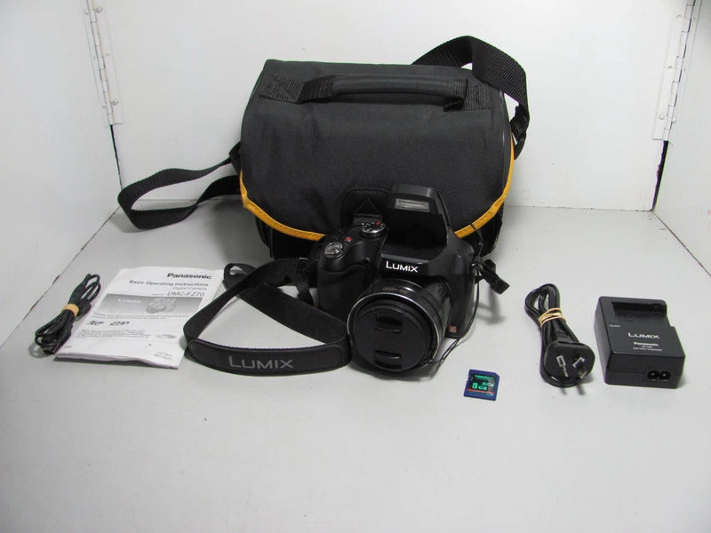 Panasonic Lumix DMC-FZ70 Digital Camera 16.1MP Full HD Video Tested & Working