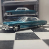 1973 lowered Cadillac Sedan Deville 1:64 Model Greenlight CALIFORNIA LOWRIDERS
