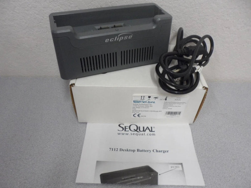 SeQual Eclipse Desktop Battery Charger  Model PAA06 4162 Rev C Battery
