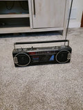 Vintage Sanyo Model No. M7030 Ac-dc Built In Am-fm Battery Operated Battery
