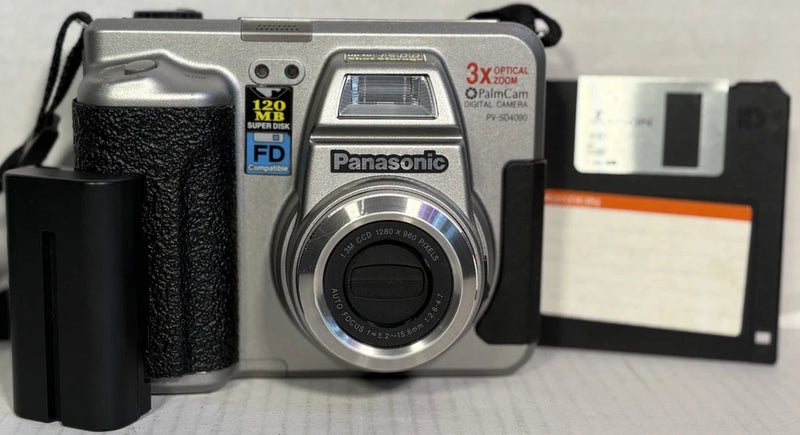 Panasonic PalmCam PV-SD4090 1.3MP Compact Camera 3x Zoom