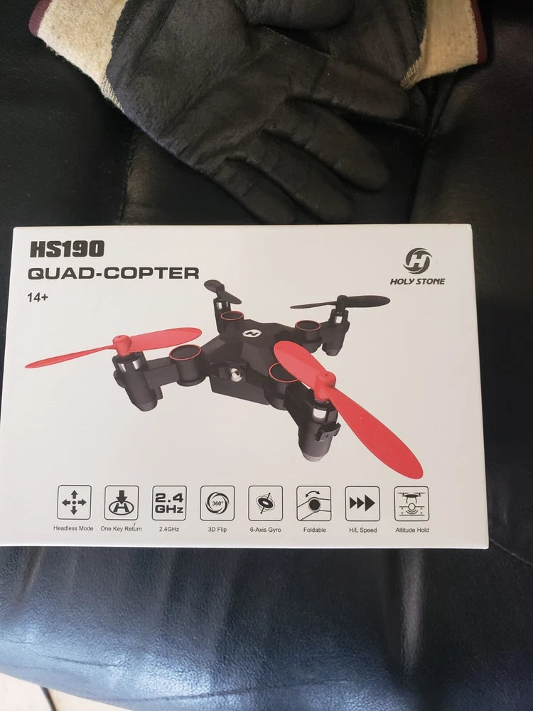 Holy Stone HS190 mini quadcopter drone retail box with drone illustration