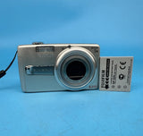 Fujifilm FinePix J50 8.2MP Digital Camera, Silver - Tested