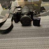 Panasonic LUMIX DMC-FZ8 7.2MP Digital Camera Black -W/ BATTERY - TESTED - WORKS