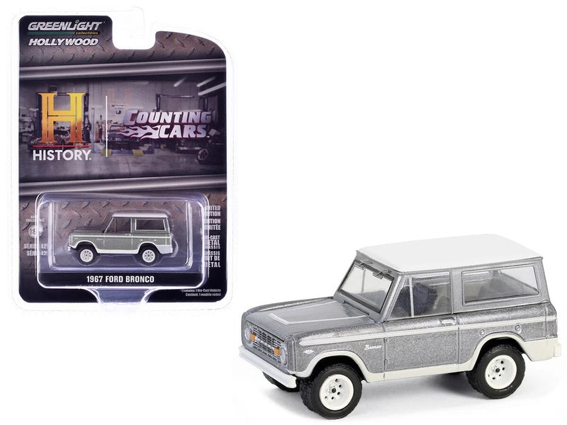 1967 FORD BRONCO SILVER "COUNTING CARS" 1/64 DIECAST MODEL BY GREENLIGHT 62030-E