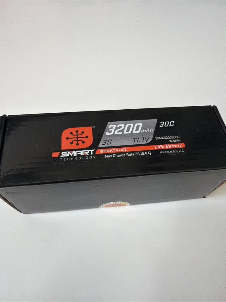 Black LiPo battery pack with label 3200mAh, 30C, 3S, 11.7V