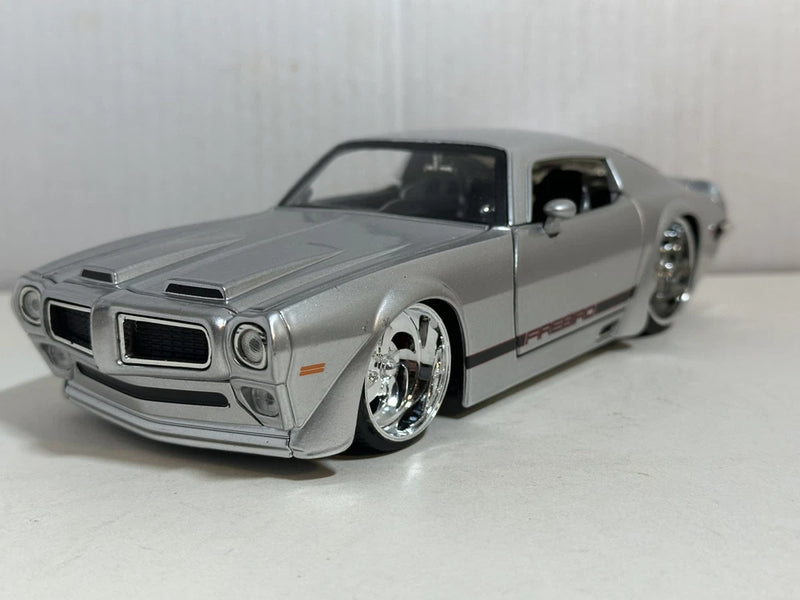 JADA BTM 1970 PONTIAC FIREBIRD CANDY SILVER 1:24 DIECAST MODEL CAR NEW NO BOX