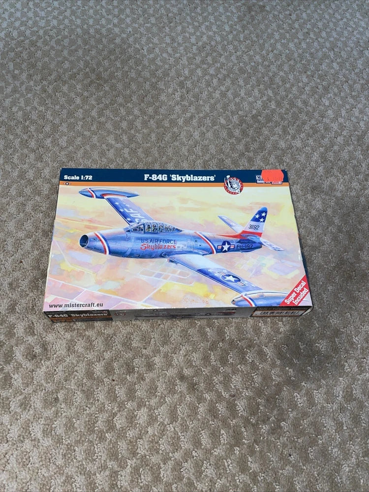 Mistercraft 1:72 F-84G Skyblazers plane model kit box, open packaging