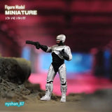 1/64 RoboCop Man Gun Male Scene Prop Miniatures Figure Model For Car Vehicle Toy