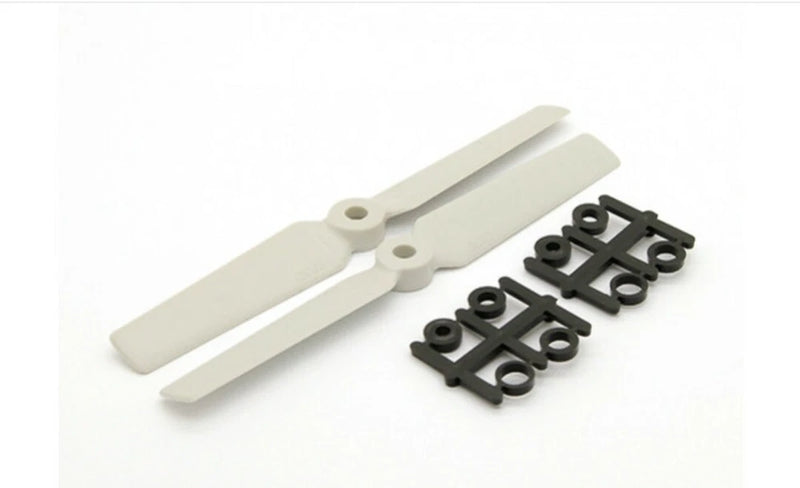 White 5030 two-blade drone propellers with black CW/CCW mounts