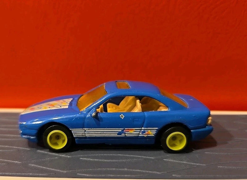 Hot Wheels BMW 850i Blue w/Green Wheels - Loose 1:64 Diecast