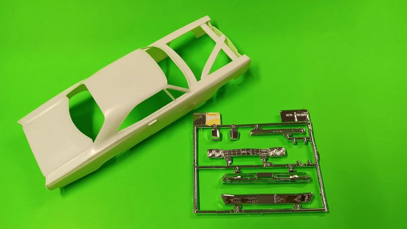 1969 Plymouth Road Runner 69 GTX 1/25 AMT Body Grill Bumpers Taillight Housing