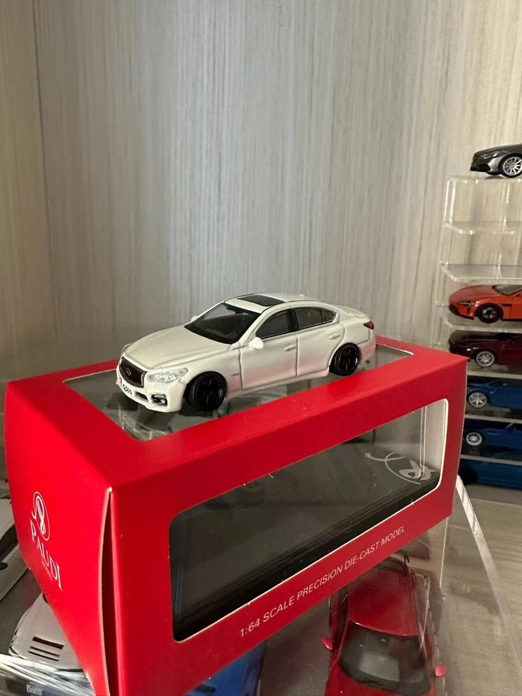 White 1:64 Scale Infiniti Q50S Diecast Toy - Paudi Miniature Car