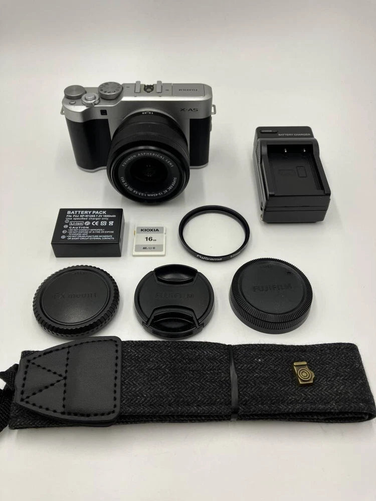 Fujifilm X-A5 Camera Kit with XC15-45mm Lens, 24MP, Used Tested