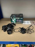 Fujifilm FinePix 6900 Zoom 3.1MP Digital Camera 6x Optical Zoom Boxed