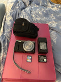 Panasonic LUMIX-DMC-ZS40-WI-FI-18.1 MP Dig Camera-SD Card-Charger & Case-Mint