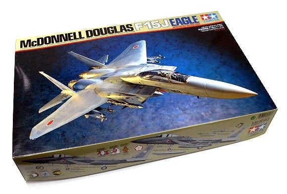 1/32 F-15J Eagle model airplane kit box with colorful aircraft artwork