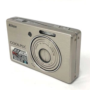 Working Nikon COOLPIX S500 Compact Digital Camera